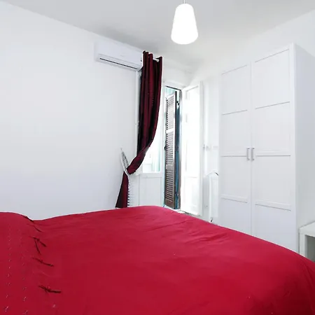 Bright Vatican 2 Bedroom Apartment Rome