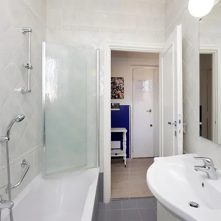 Apartment Bright Vatican 2 Bedroom Rome