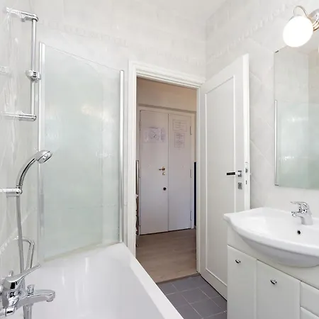 Bright Vatican 2 Bedroom